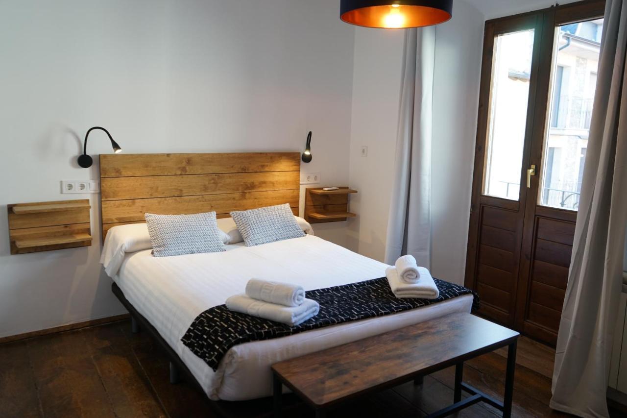 Hotel Fonda Biayna Bellver De Cerdanya